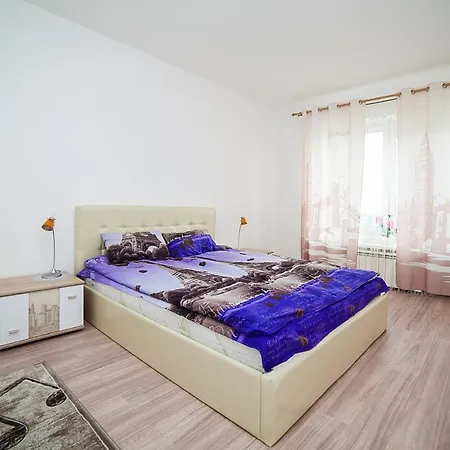 Literaturnaya 22 15 2 Apartament